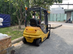 Xe nâng điện ngồi lái KOMATSU FB20A-12 năm 2016, nâng cao 3m