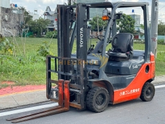 Xe nâng xăng TOYOTA 8FG14