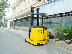 Xe nâng điện đứng lái TCM FBR15-8