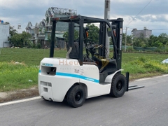 Xe nâng dầu UNICARRIERS FD25T4 lốp hơi đàn hồi tốt
