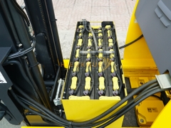 Xe nâng điện đứng lái KOMATSU FB18RL-15