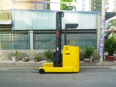 Xe nâng điện đứng lái FBRAW15-63-650M năm 2001, nâng cao 6.5m
