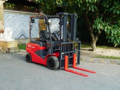 Xe nâng điện ngồi lái NICHIYU FB25PN-80C-3F470 năm 2022, nâng cao 4.7m