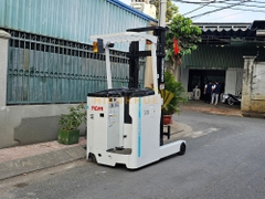 Xe nâng điện đứng lái TCM - UNICARRIERS FRHB18-8
