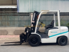 Xe nâng dầu UNICARRIERS FD30T4