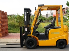 Xe nâng dầu UNICARRIERS FD18T14