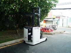 Xe nâng điện đứng lái NICHIYU FBRM15-85-430 năm 2021, nâng cao 4.3m