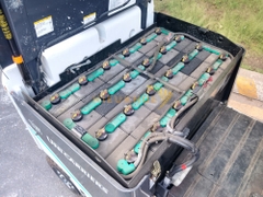 Xe nâng điện ngồi lái UNICARRIERS FB15-8