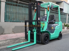 Xe nâng xăng MITSUBISHI FGE15T