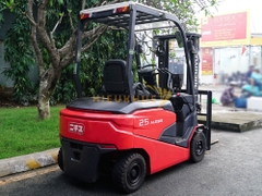 Xe nâng điện ngồi lái NICHIYU FB25PN-80-2F300SF