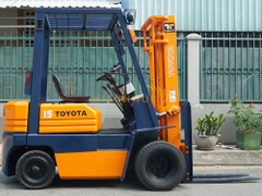 Xe nâng dầu TOYOTA 5FD15