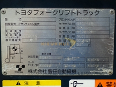 Xe nâng order picker TOYOTA 7FBP15