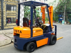 Xe nâng xăng TOYOTA 40-5FGL15