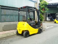 Xe nâng điện ngồi lái KOMATSU FB15-12 năm 2009, nâng cao 3m