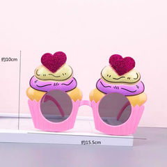 Mắt kính bánh kem hồng 2 tim