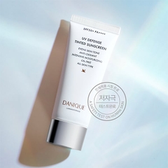 Kem Chống Nắng Nâng Tone Thay Kem Nền & Che Khuyết Điểm Danique UV Defense Tinted Sunscreen SPF 50+ PA++++ Serene Space Sản Phẩm Chính Hãng