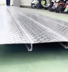 Sàn Lắp Ghép H40W300 – Chịu Tải Lớn Cho Công Trình Công Nghiệp