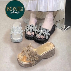 DX028 Dép xuồng nữ Bonita Shoes 3 bông đá cao 6 cm - NS2