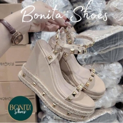 BMC23 Sandal xuồng nữ Bonita Shoes đế xuồng viền cối si bóng đính đá nút cao 9 cm - NS12