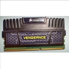 RAM TẢN NHIỆT CORSAIR VENGEANCE 8GB DDR3 1600