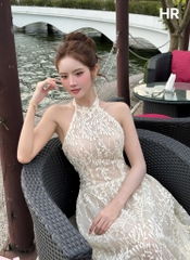 VT kem cổ yếm thêu lá CS1