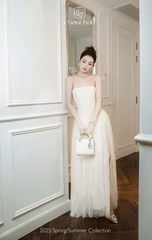 VT kem ren cúp ngực xẻ tà