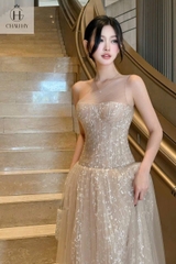 VT nâu lệch vai kim sa kèm voan