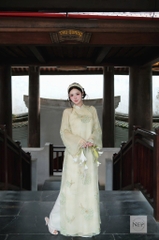 AD 6 tà đính kim sa cườm hoa xanh ( kèm bờm ) CS1
