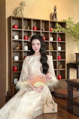 AD kem cổ tròn tết đính hoa nổi tay lông