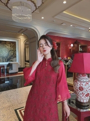 AD đỏ cổ 3p thêu hoa hồng đính nơ cổ
