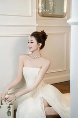 VT kem ren cúp ngực xẻ tà