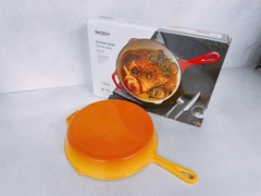 Chảo gang cán dài GKOCH FR26H 26cm màu vàng