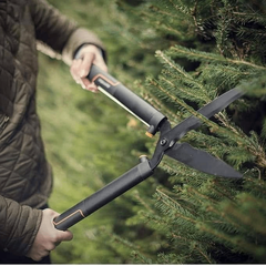 KÉO CẮT HÀNG RÀO FISKARS 60CM