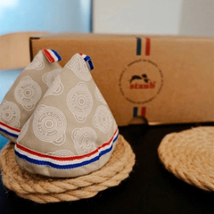 Set 2 lót tay chống nóng staub màu beige