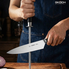 Bộ 5 dao kèm đế gỗ, cán dao bằng gỗ, lưỡi dao cố định bằng thép không gỉ. Model: PK MF79. Hiệu: GKOCH