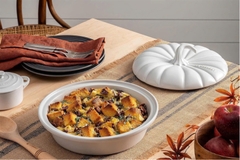 KHAY SỨ BÍ NGÔ LE CREUSET 23CM MÀU TRẮNG