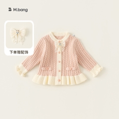 Áo len cài cúc bé gái Mbang siêu dày ấm thiết kế xinh xắn. Áo len cho bé gái Mbang ống loe xinh xắn