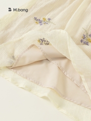 Váy Bé Gái Cổ Yếm Thêu Hoa Nhí M.bang Đầm Vintage Cho Bé Chất Muslin Cao Cấp Mềm Mại Đi Chơi Đi Học