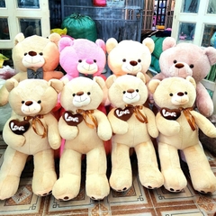 Teddy ôm tim một bên