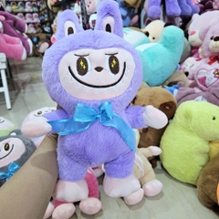 Gấu bông labubu đeo nơ