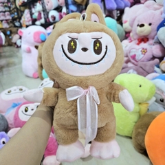 Gấu bông labubu đeo nơ