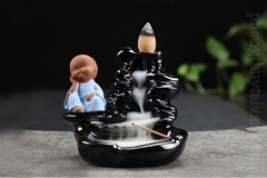 Thác khói Chú Tiểu Bên Suối Đổ