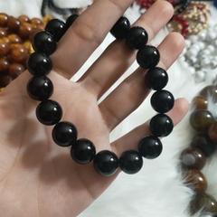 Vòng tay Mã Não trơn đen 12mm