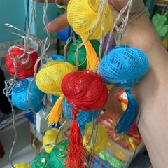 Đèn dây 4 màu Tú cầu Không tua rua(20 quả)
