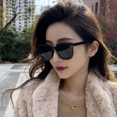 Kính Mát Gọng Vuông Retro Thời Trang Quảng Châu Màu Đen-Vàng Nam Nữ Q082 Women Kính Mắt đủ viền kính râm