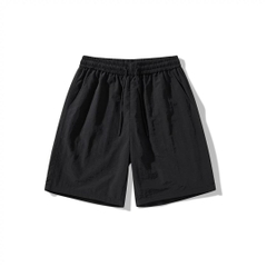 Quần Short Gió Nhăn Nam Nữ Unisex 150GSM Chất Vải Gió Nhăn Cao Cấp Mềm Mịn Form Ống Rộng Oversize Dài Ngang Gối Q210