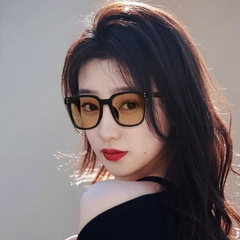 Kính Mát Gọng Vuông Retro Thời Trang Quảng Châu Màu Đen-Vàng Nam Nữ Q082 Women Kính Mắt đủ viền kính râm