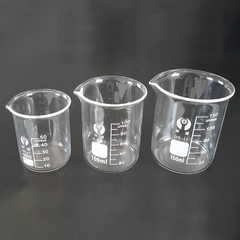 Cốc Đo Lường Chia Vạch – Thủy Tinh Chịu Nhiệt Borosilicate | Chuẩn Xác – Bền Bỉ – Đa Dụng