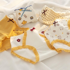 Sét 5 Quần Lót Nữ Gấu Vàng Cute Chất Cotton Ren