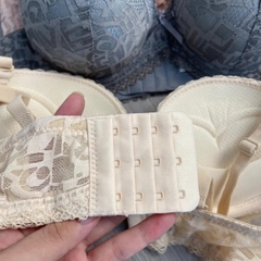 [912] Áo Lót Ren Ko Gọng Đệm Dày 5.5cm Nâng V1 Bra Đen Kem